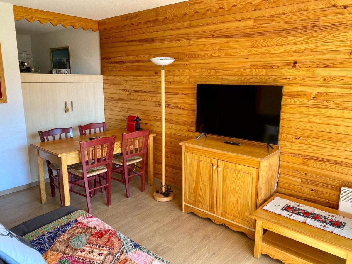 La Foux 2 Pieces Apartment Алос Екстериор снимка